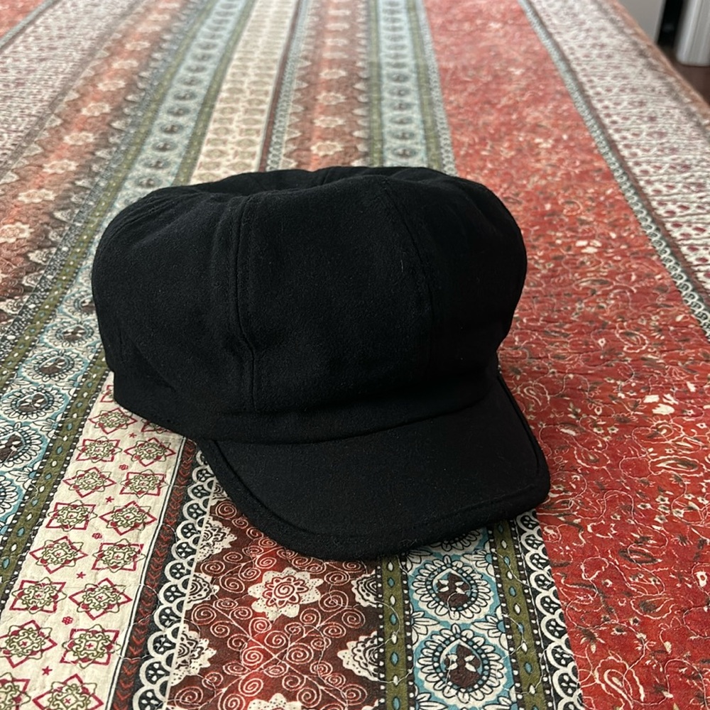 Comhats woman’s fall/winter hat. Quilted inside. Never worn.